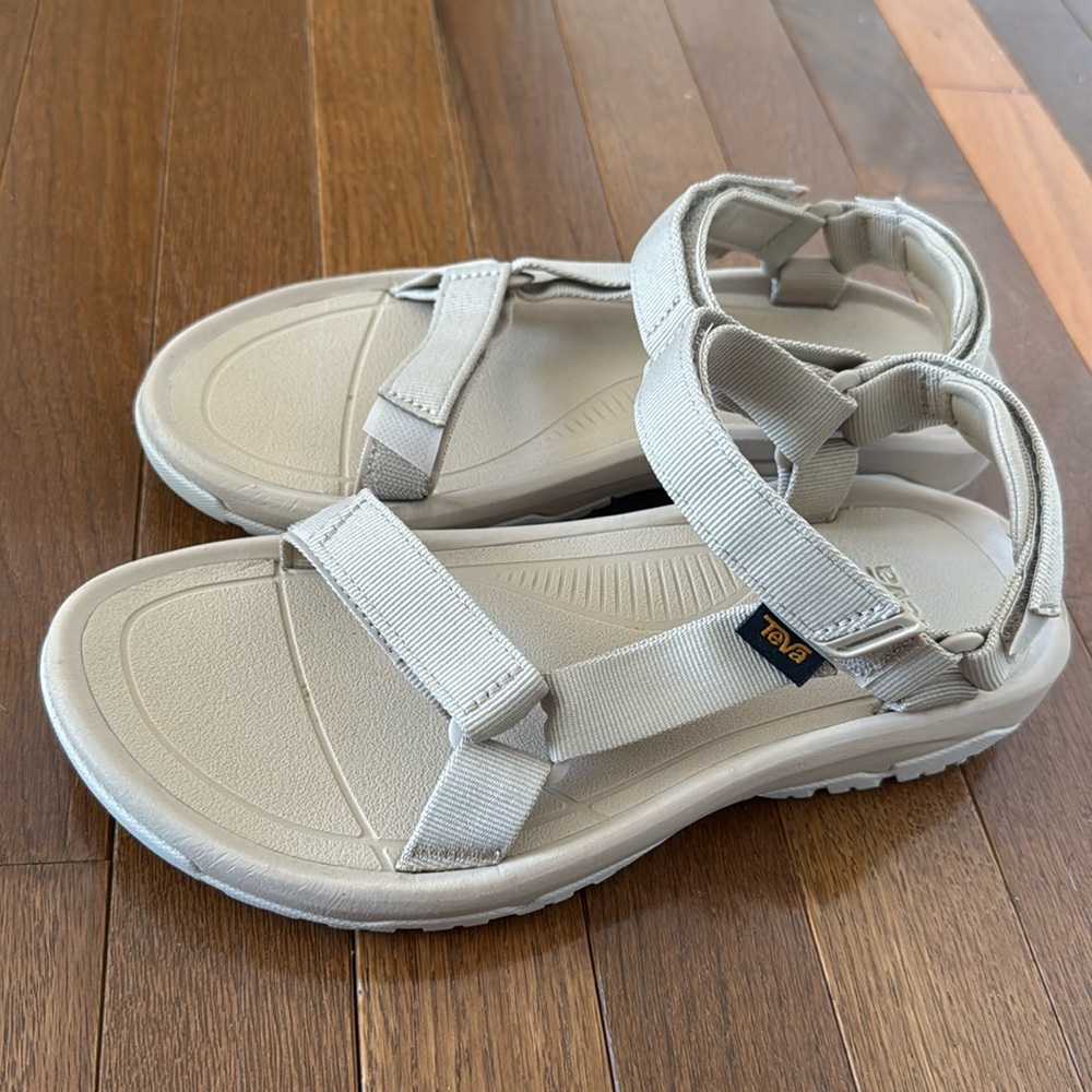 Teva Hurricane sandals Velcro and Rubber Shoe